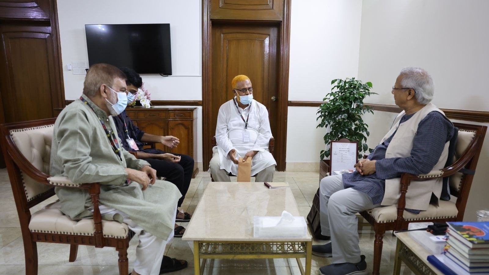 ১৫ বছরে আওয়ামী সন্ত্রাসে নিহতদের তালিকা প্রস্তুতের নির্দেশ